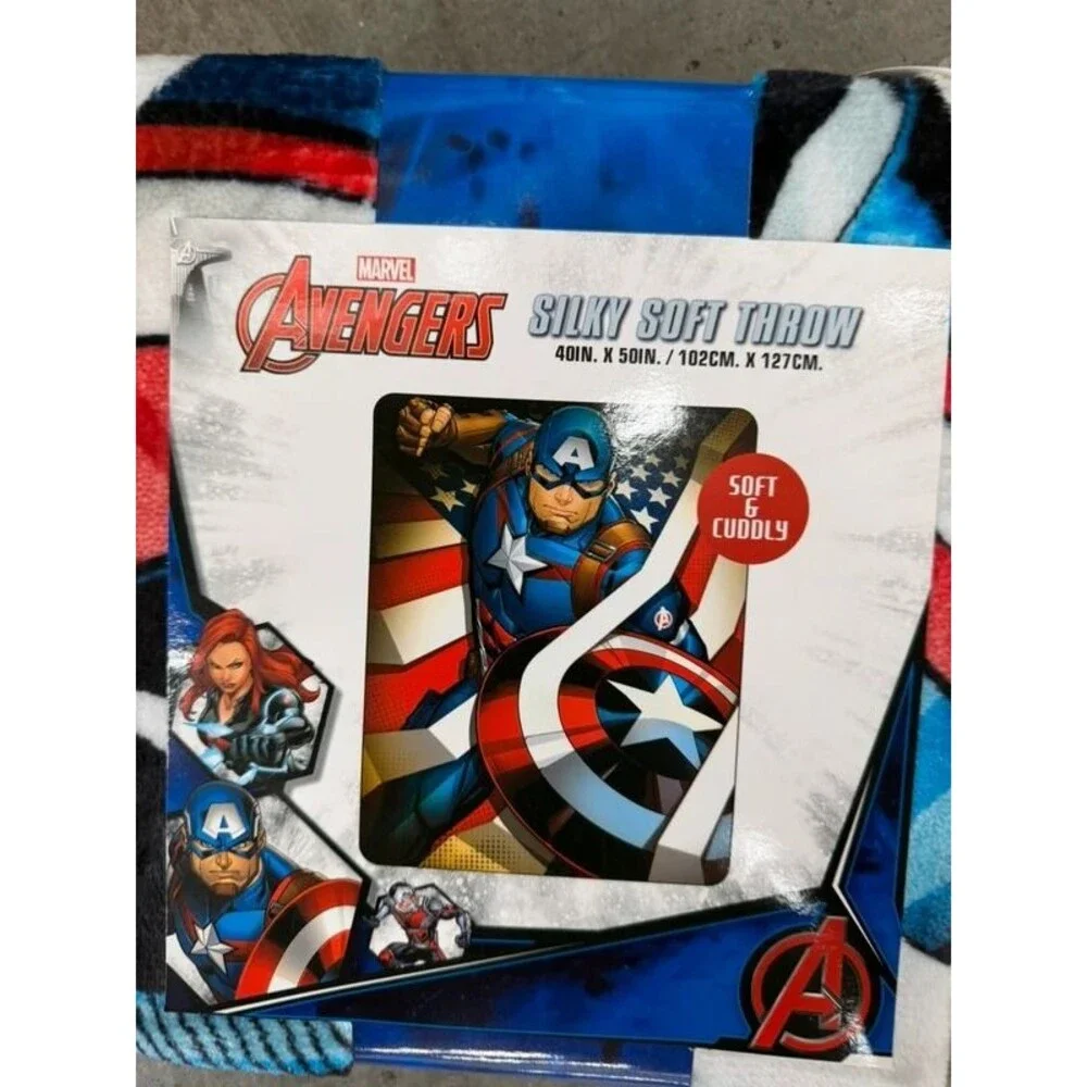 Marvel - Picture 2 of 2
